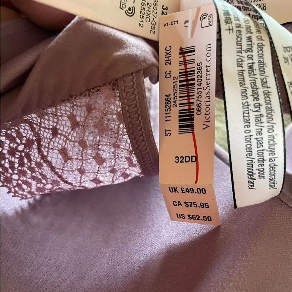 NWT Victoria's Secret Push Up Perfect Bra Size 32DD